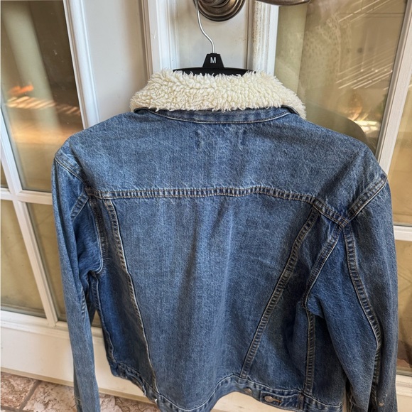 Unveil Blue Denim Jacket with Sherpa Collar - Picture 3 of 3